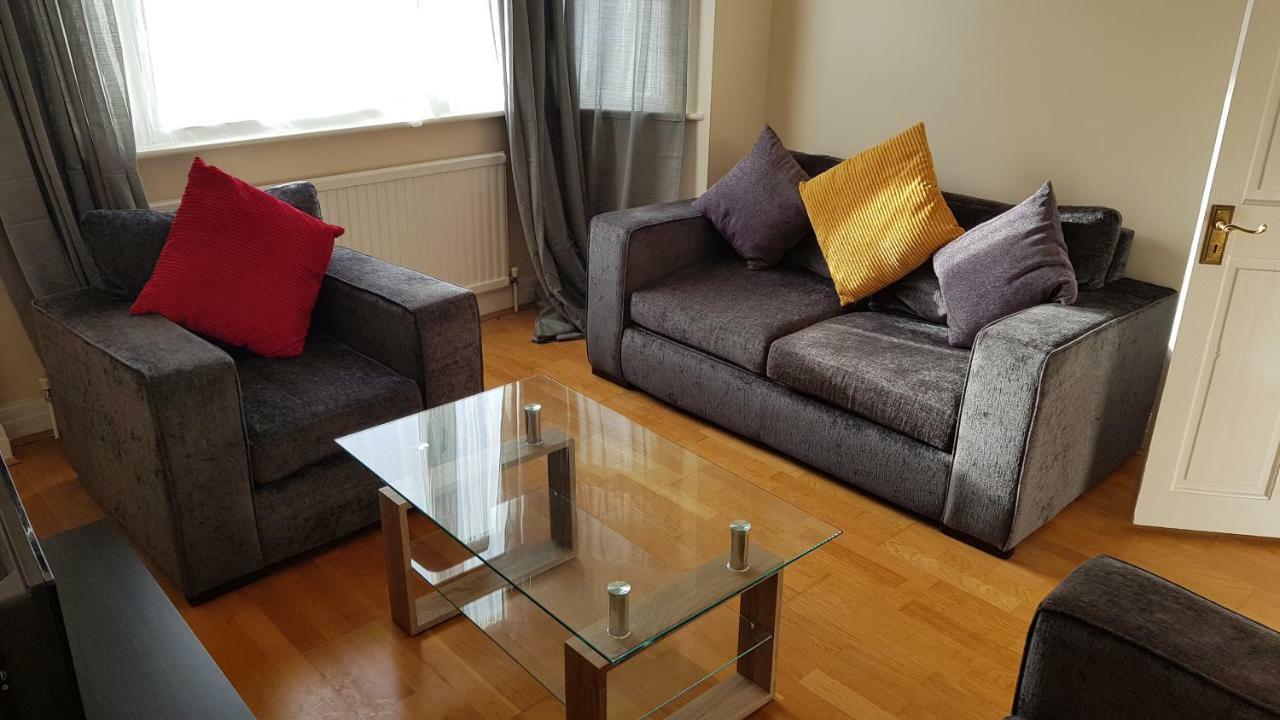 Elegant And Spacious 2 Bedroom バーネット エクステリア 写真