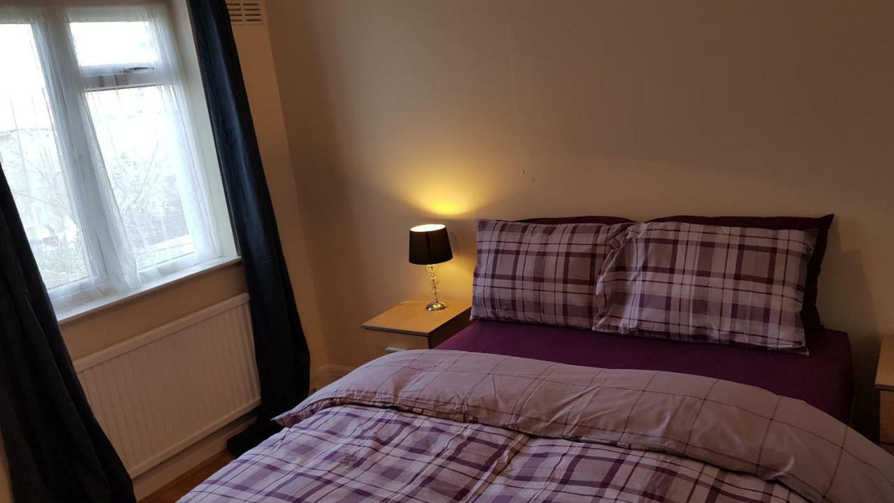 Elegant And Spacious 2 Bedroom バーネット エクステリア 写真